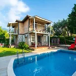Aurora In Oeluedeniz * Fethiye