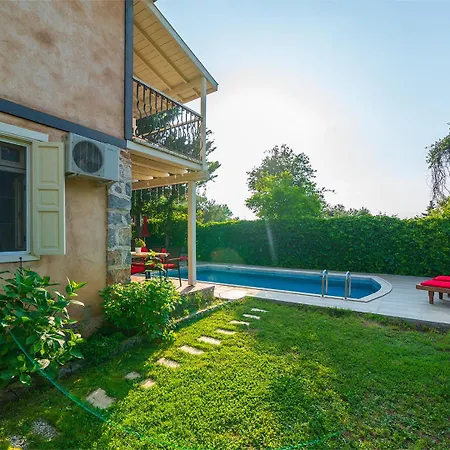 Aurora In Oeluedeniz *